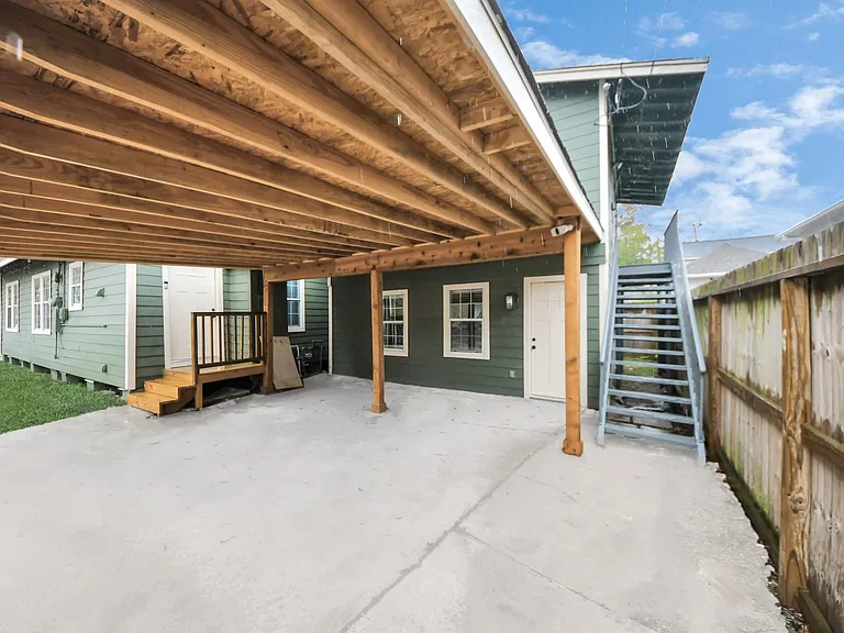 4102 Engelke St #C — Photo 11