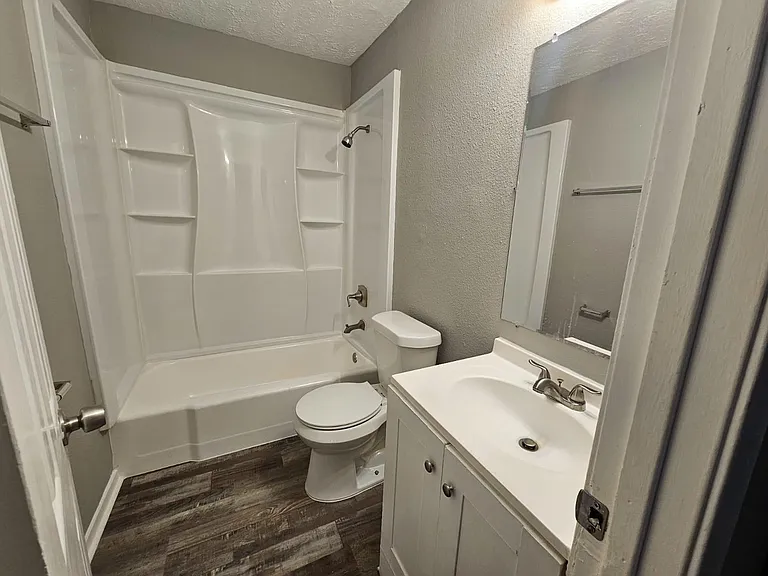 3633 N Macgregor Way #13 — Photo 7
