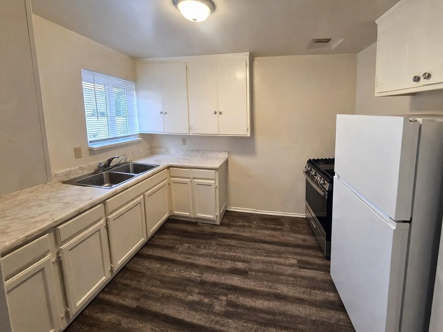 3950 Nicolet Ave. — Photo 3