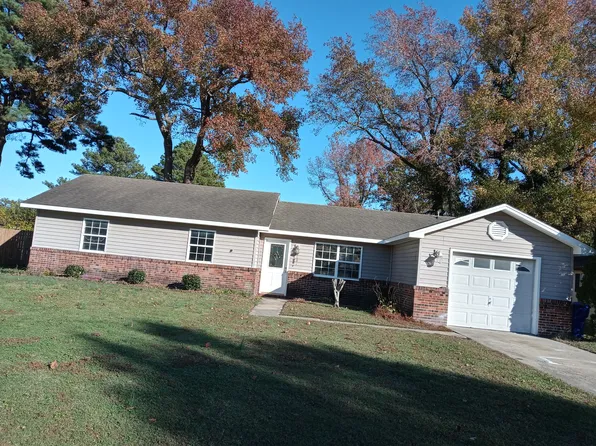 416 Moorland Dr, Virginia Beach, VA 23452