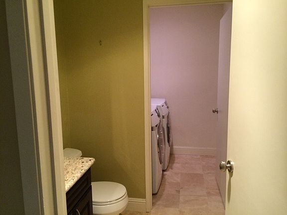 5th image of 939 Shoreline Dr