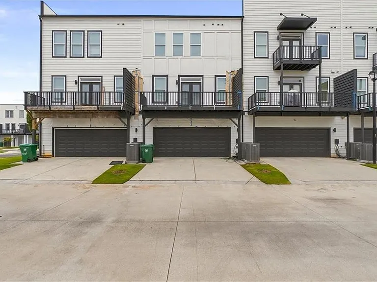 1077 Glen Opal Dr — Photo 37