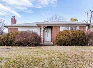 323 N 36th St, Belleville, IL 62226