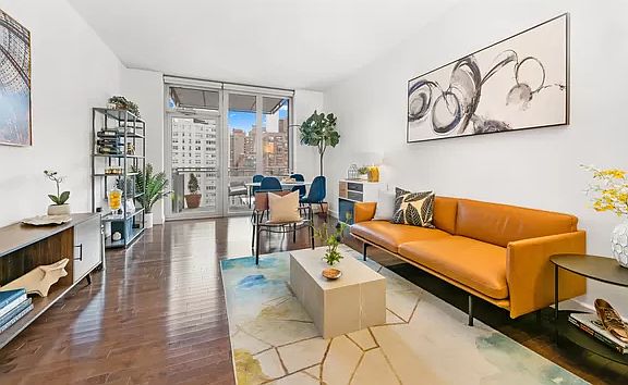 2nd image of 225 E 34th St APT 10D