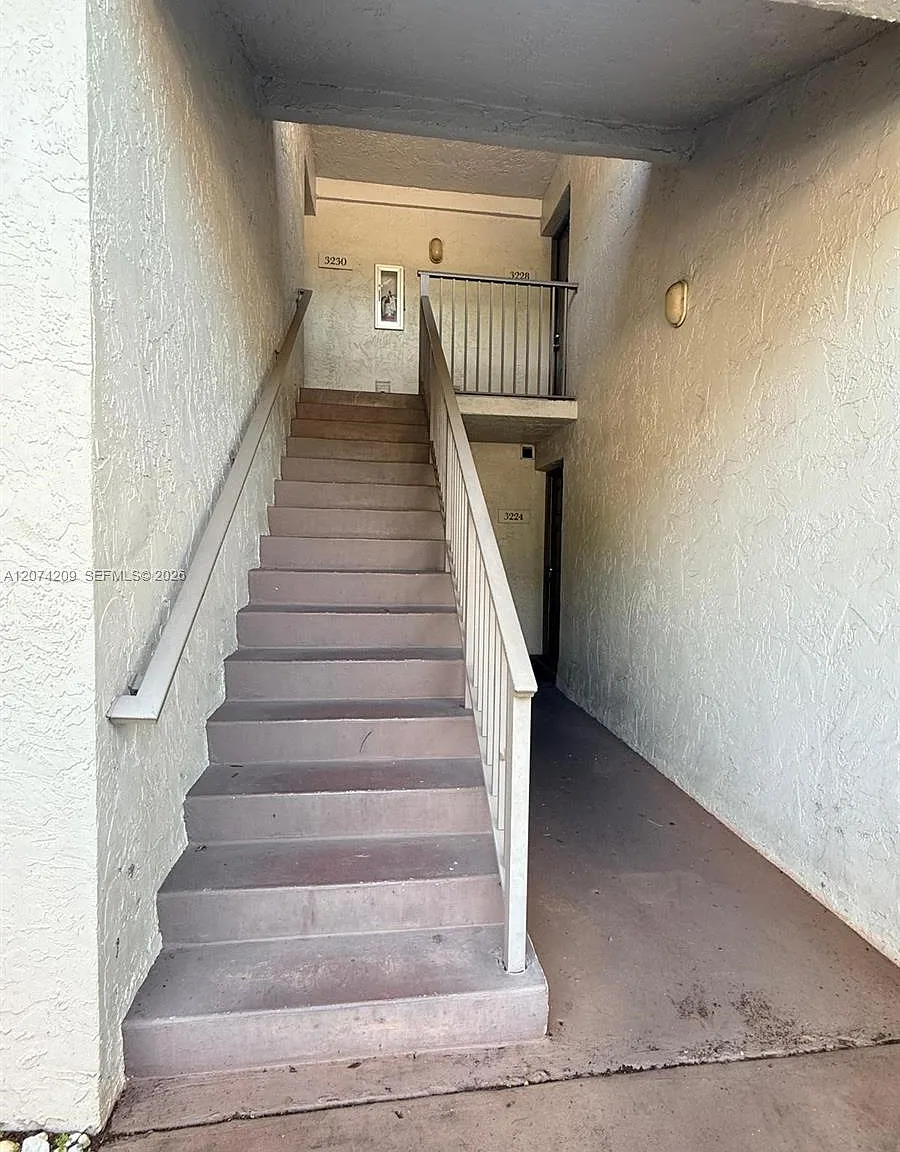 Crescent Cove Condo — Photo 4