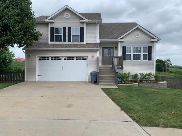 27200 Webster Ct