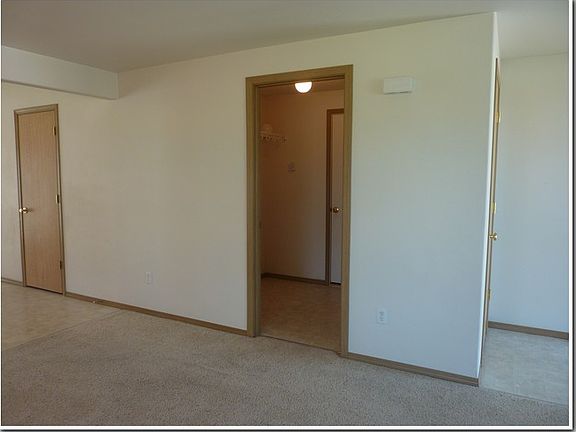 5th image of 9512 Mustang Dr