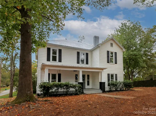 101 W Clairborne St, Blacksburg, SC 29702