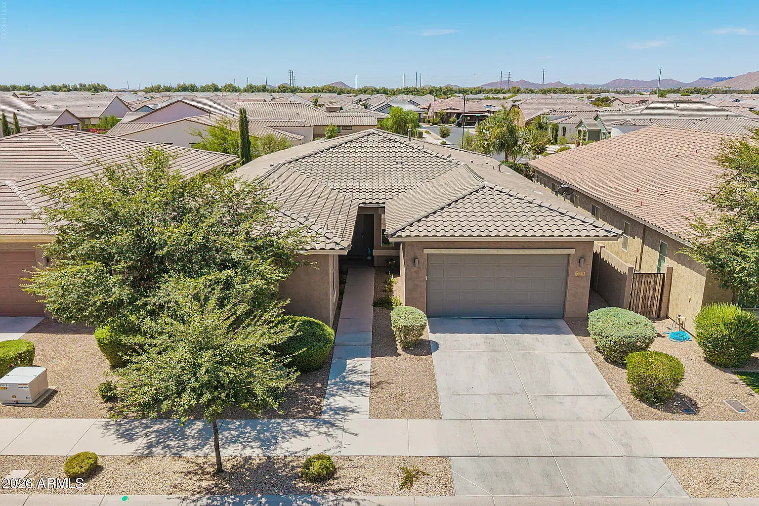 4 bed, 2799 sqft, $2,990 — Photo 1