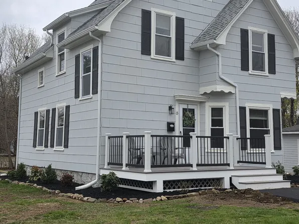 13 Fairview Ave, Derry, NH 03038