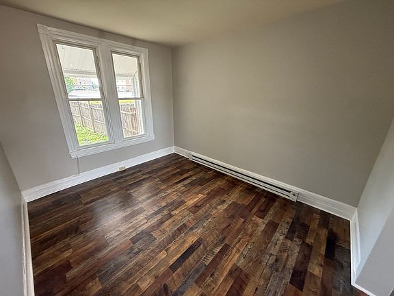 5th image of 410 Wolf Ave
