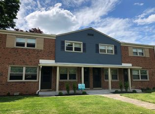 1950 Wooster Rd APT 3, Rocky River, OH 44116