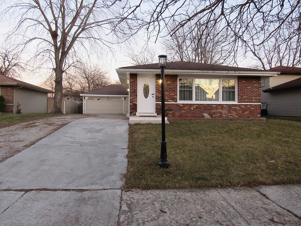 1st image of 19913 Terrace Ave
