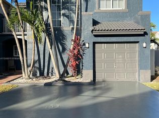 8658 SW 159th Pl, Miami, FL 33193