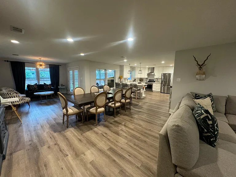 6419 Cindy Ln — Photo 13