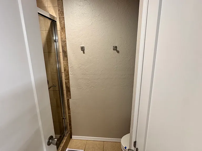 405 Sundance Ln — Photo 2
