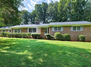 3615 Ameshia Dr, Hillsborough, NC 27278