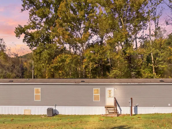 3081 White Oak Rd, Irvine, KY 40336