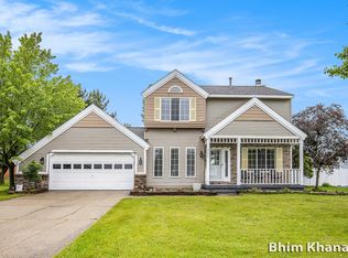 2492 Sunny Creek St SE, Kentwood, MI 49508