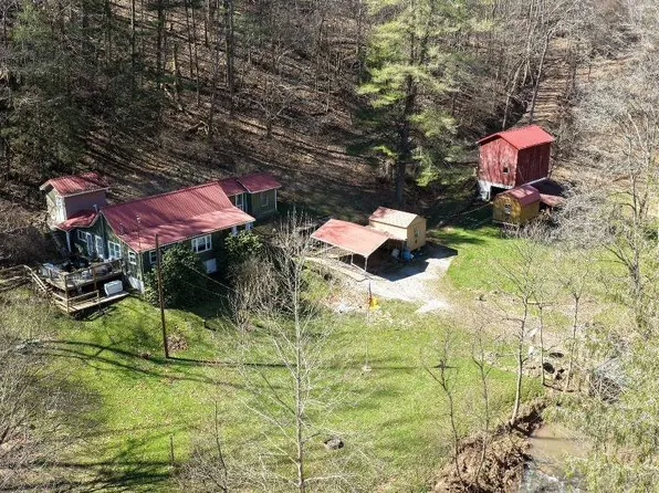 711 Bear Fork Rd, New Milton, WV 26411