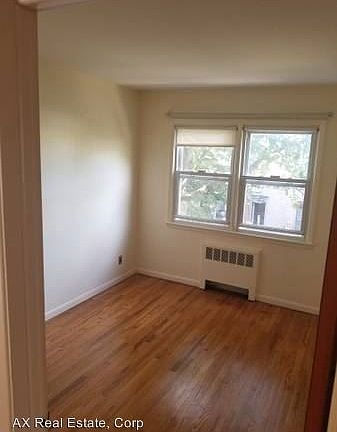 4th image of 81 Stevens Ave