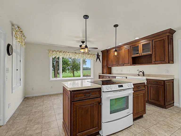 2273 Elam Rd — Photo 11