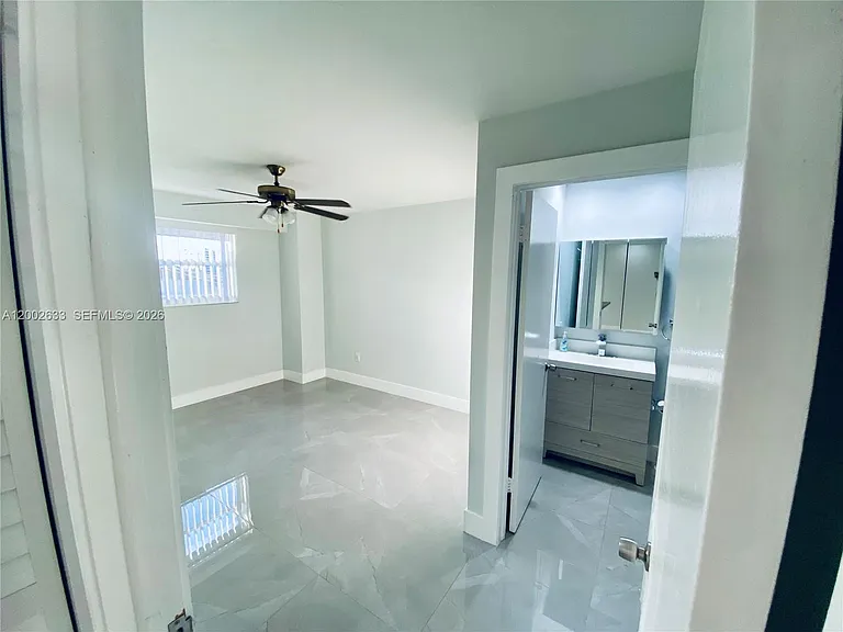 199 SW 12th Ave #501-C — Photo 21
