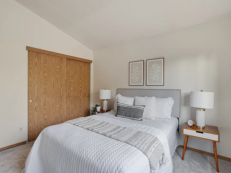 6303 SE Woodstock Blvd #1 — Photo 9