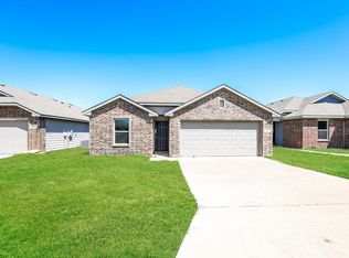 427 Shorty St, Mabank, TX 75147