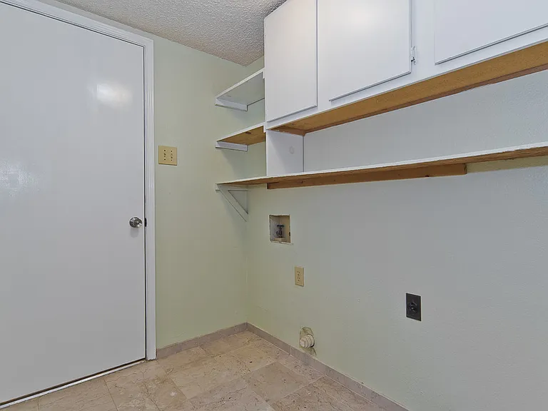 6014 Parkmeadow Dr — Photo 22