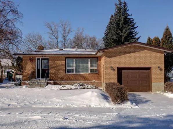 181 5th St E, Drumheller, AB T0J 0Y3