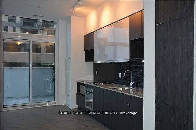 Building Photo - 99 The Donway W #101