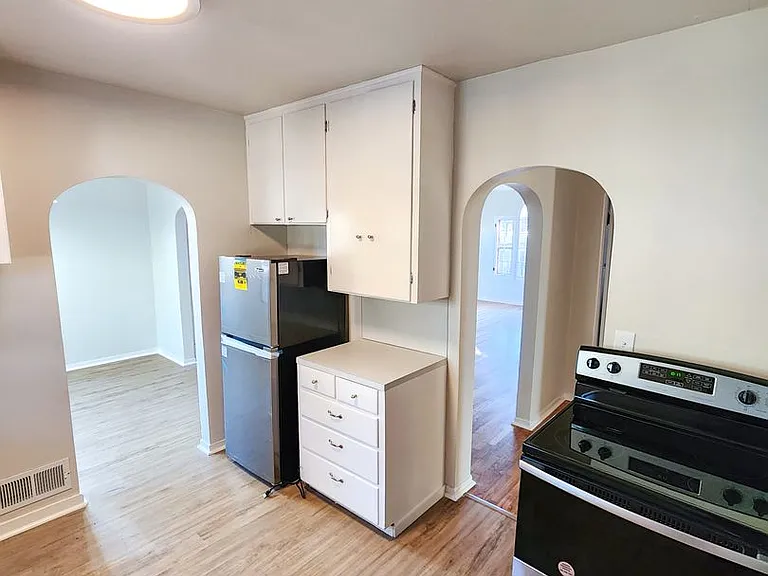 1007 S Ivy St — Photo 8