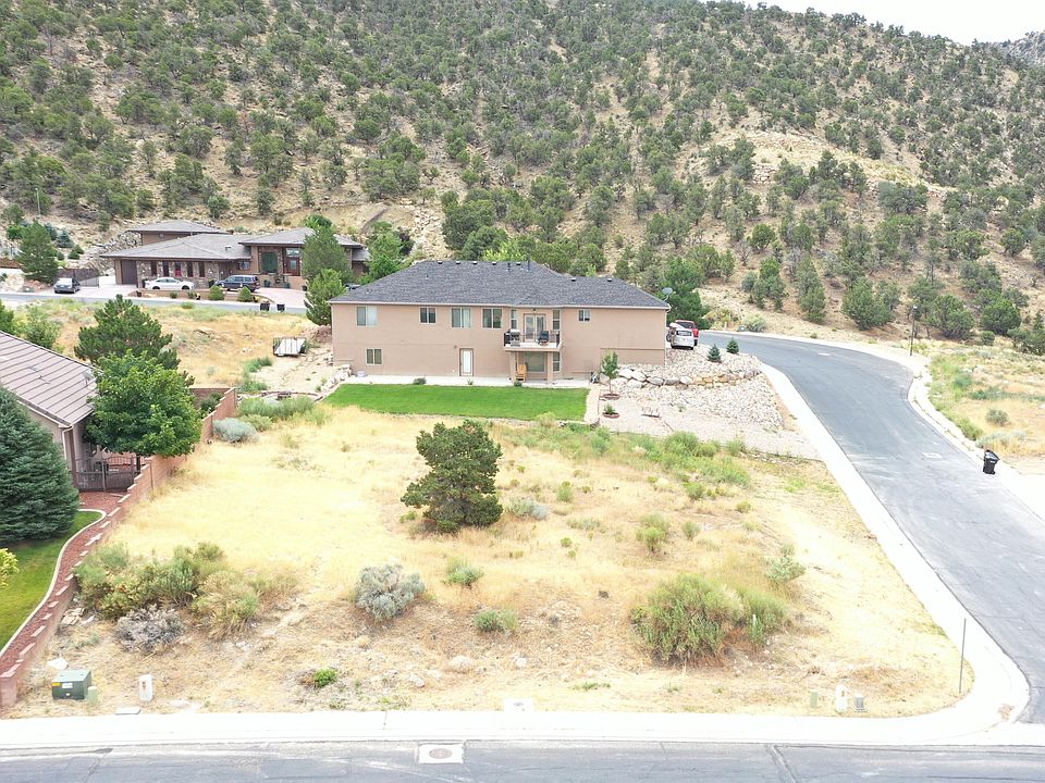 1st image of 1946 N Mahogany Cir