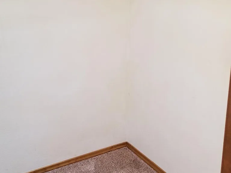 2599 N Fox Hill Rd — Photo 27