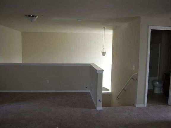2nd image of 2330 Pleasanton Ct SE