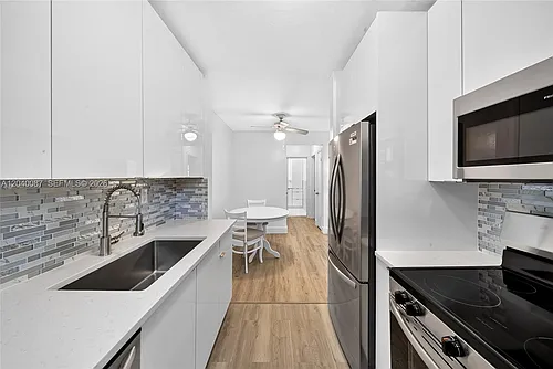 6565 Santona St Photo 1