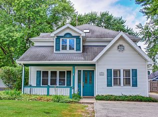 652 N Quentin Rd, Palatine, IL 60067