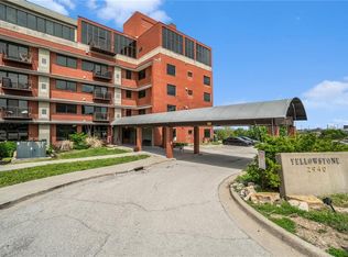 2940 Baltimore Ave #1407, Kansas City, MO 64108