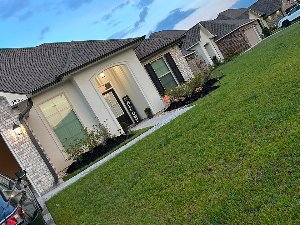 1st image of 9986 Stratford Dr