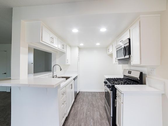 2nd image of 14410 Mulberry Dr #723253d9b