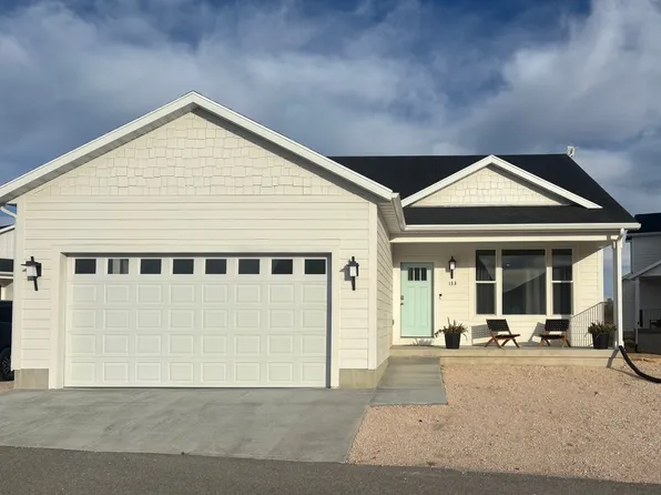 133 E Sailors Way, Garden City, UT 84028