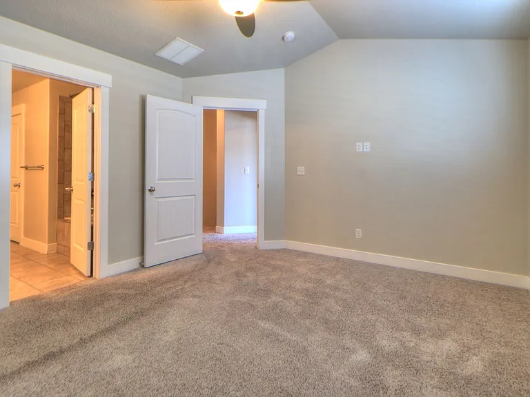 14447 S Quiet Shade Dr — Photo 8