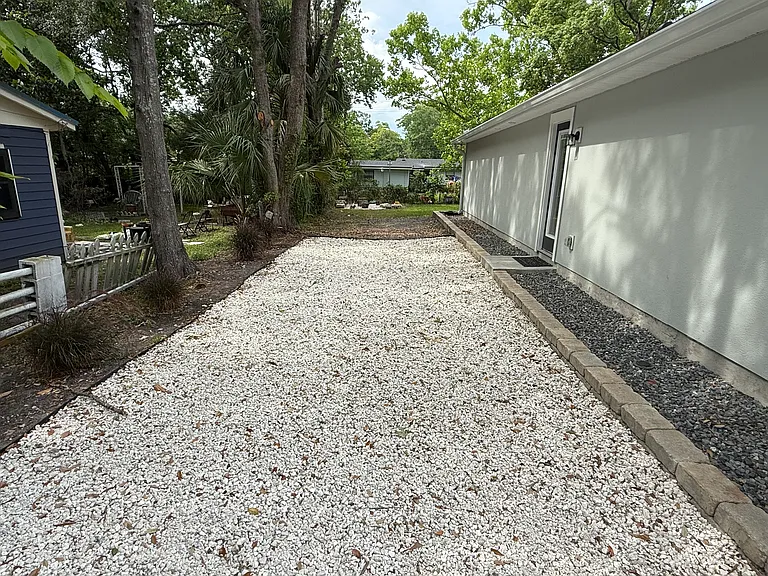 4649 Suray Ave — Photo 4