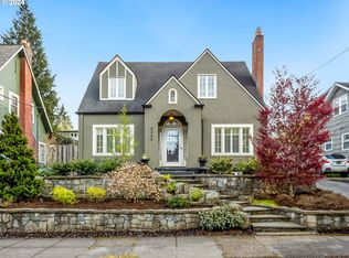 4264 NE Hassalo St, Portland, OR