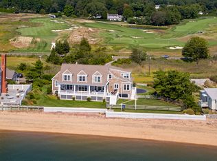 20 Holly Park Rd, Madison, CT 06443