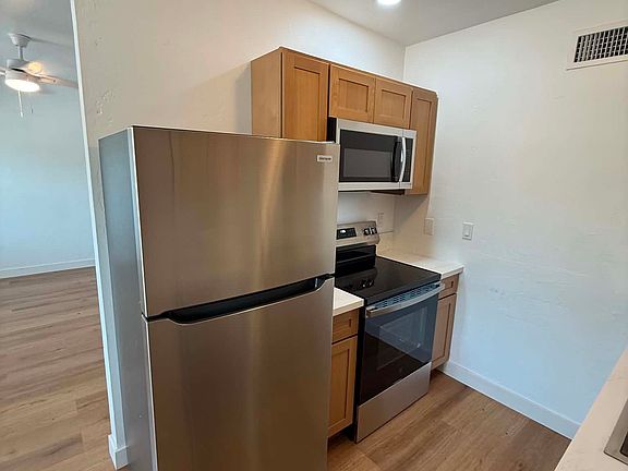 5th image of 1518 E Hedrick Dr #783437582