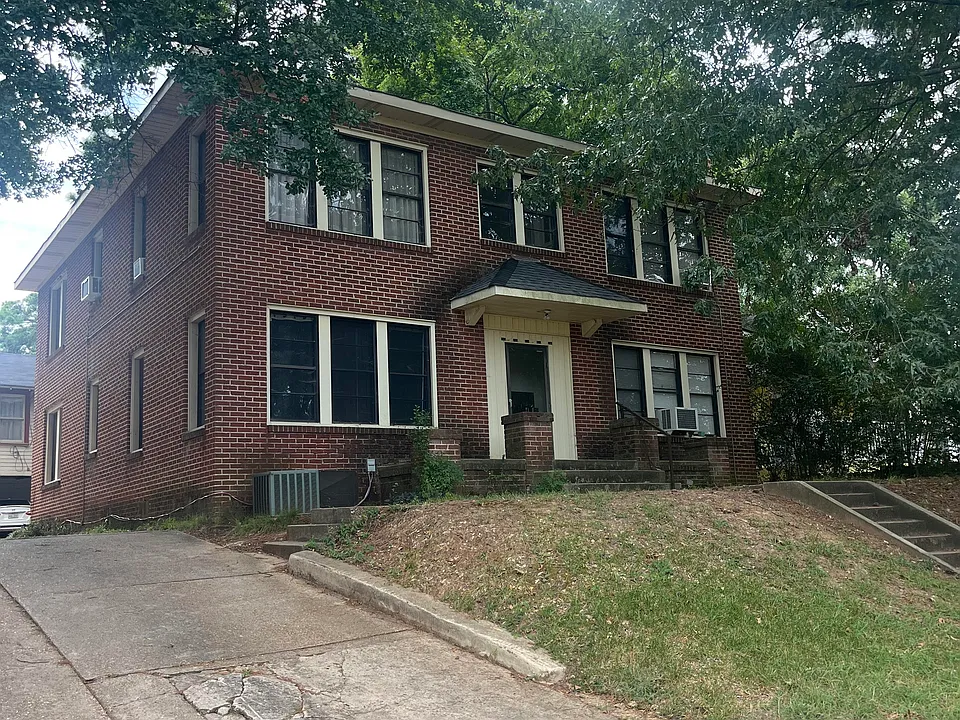 741 McCormick St #741