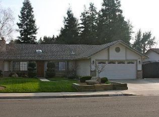 2374 Sample Ave, Clovis, CA 93611