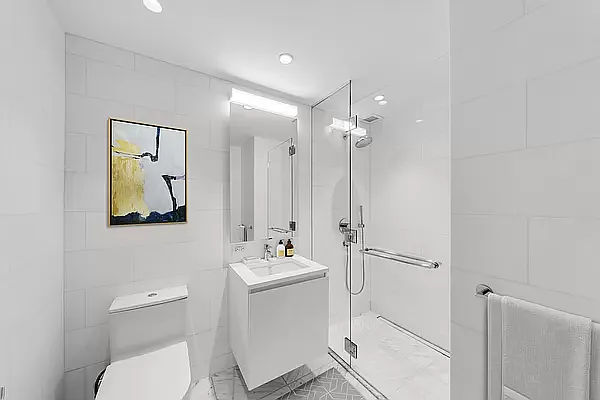 Rented by Vector New York, LLC | media 29